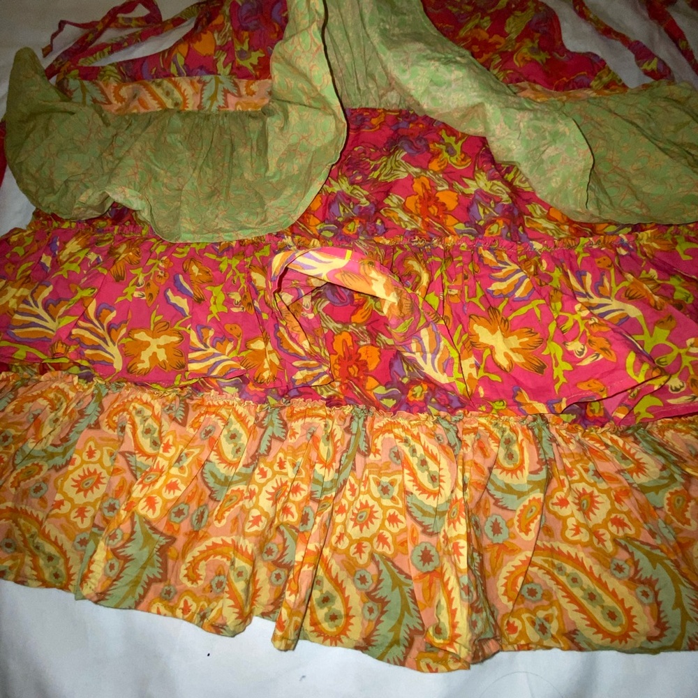 Pier Import apron - Picture 7 of 7